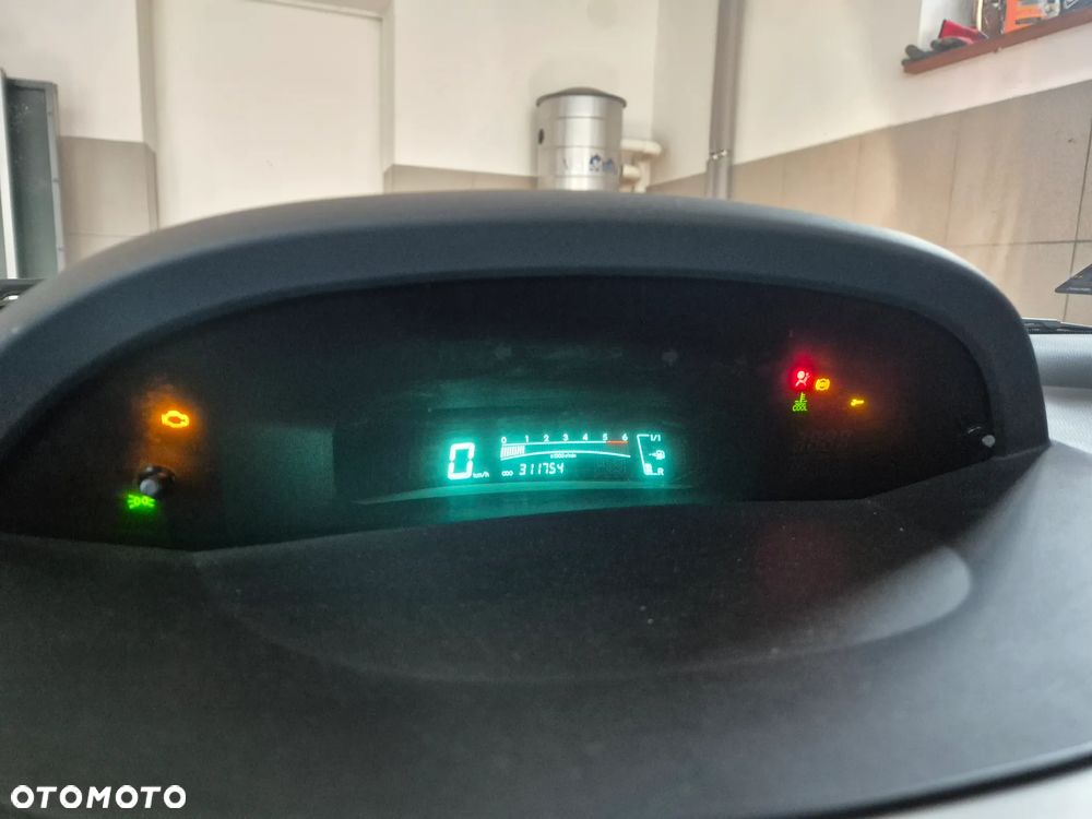 Toyota Yaris 1.4 D-4D Edition - 12