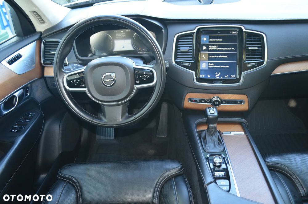 Volvo XC 90 - 17