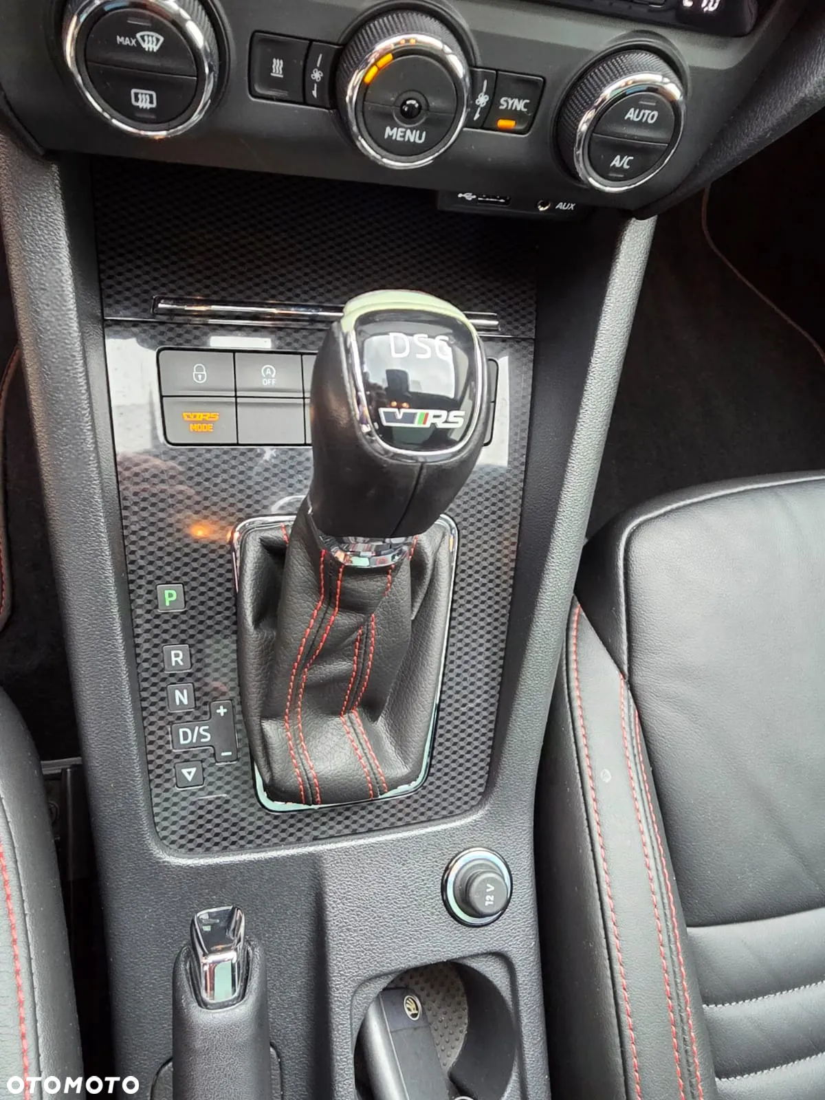 Skoda Octavia Combi 2.0 TDI (Green tec) DSG RS - 24