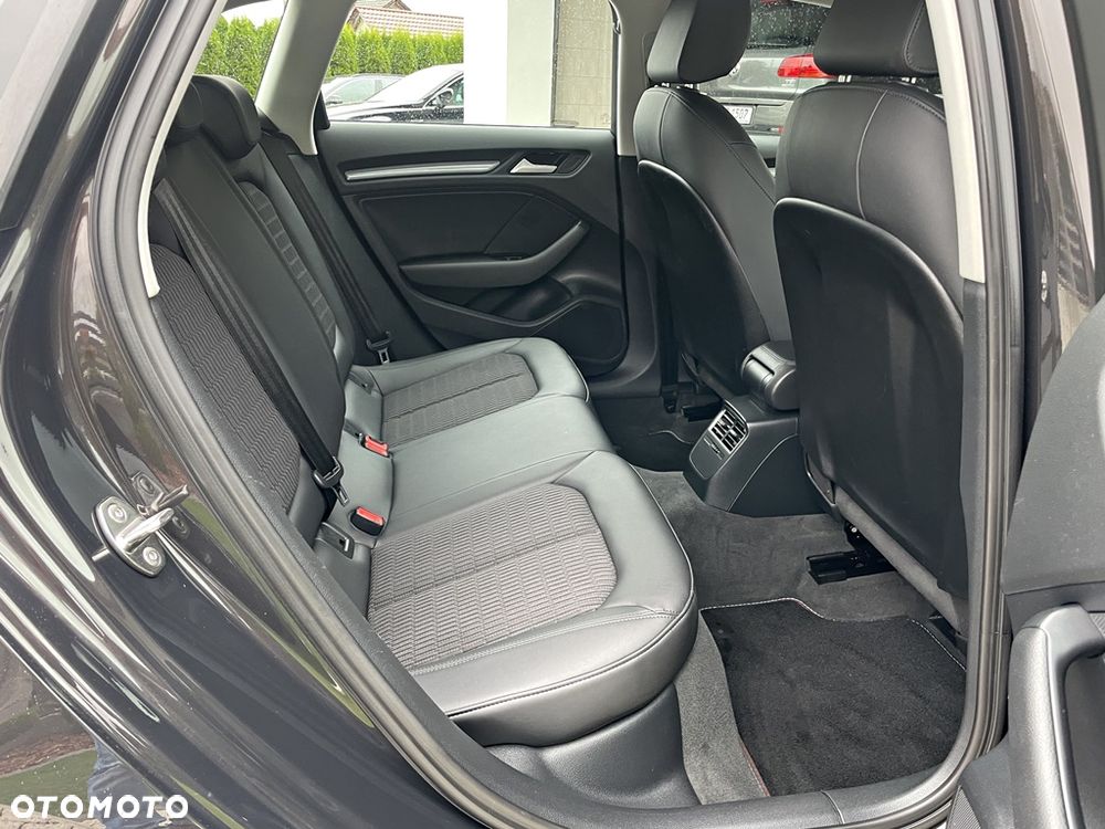 Audi A3 Sportback 1.6 TDI(clean diesel) Ambition - 19