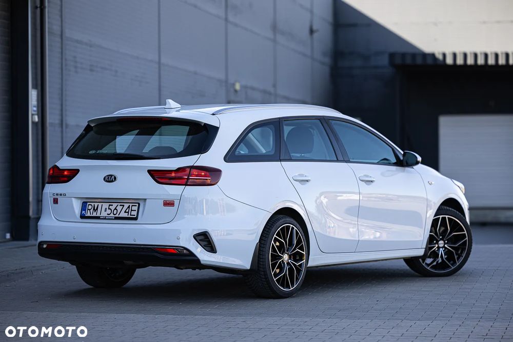 Kia Ceed 1.6 CRDi SCR GT-Line - 7