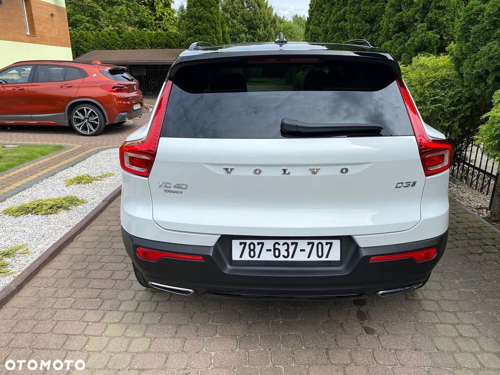 Volvo XC 40 D3 R-Design - 3