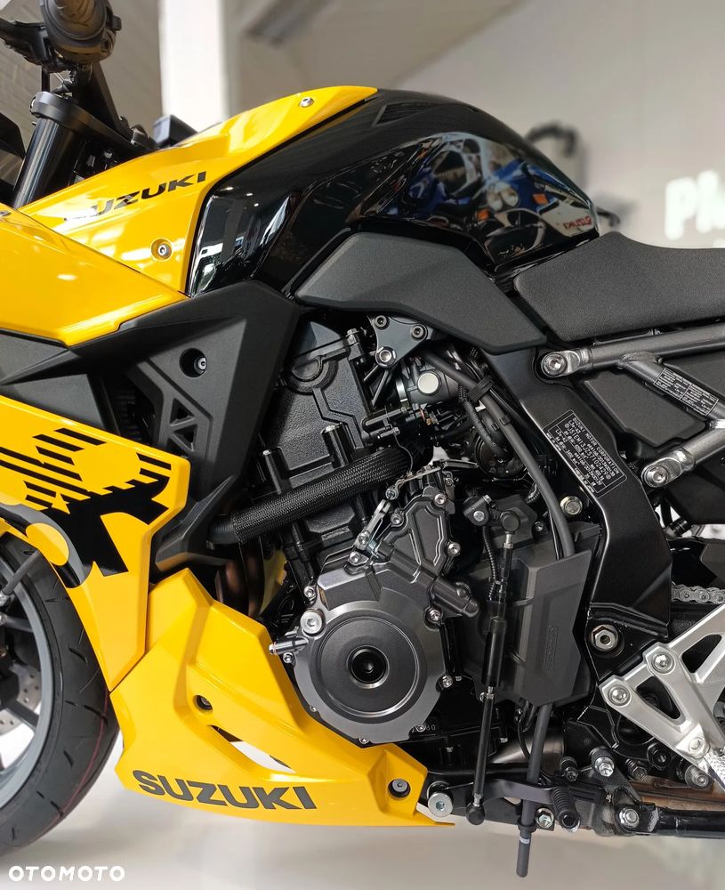 Suzuki GSX-R - 8