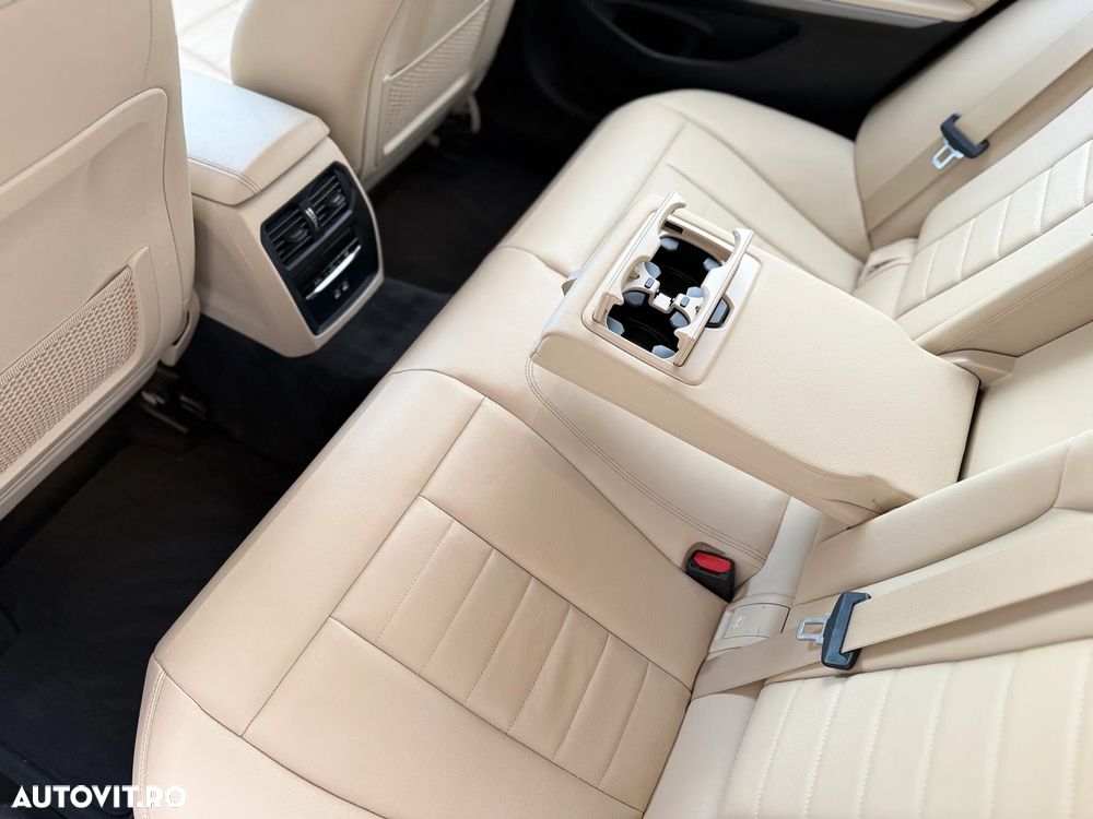 BMW Seria 3 330e Aut. Advantage - 18