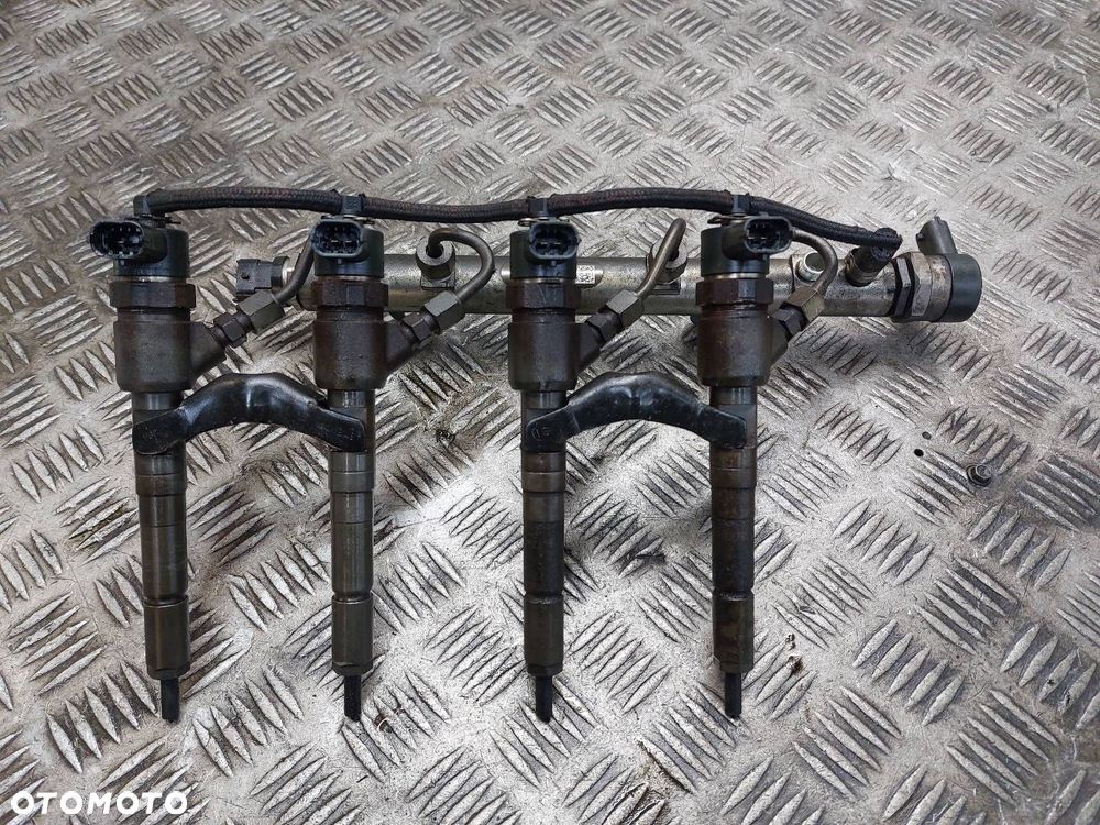 WTRYSK WTRYSKIWACZ KOMPLET + LISTWA WTRYSKOWA OPEL ASTRA H 0445110183 - 1