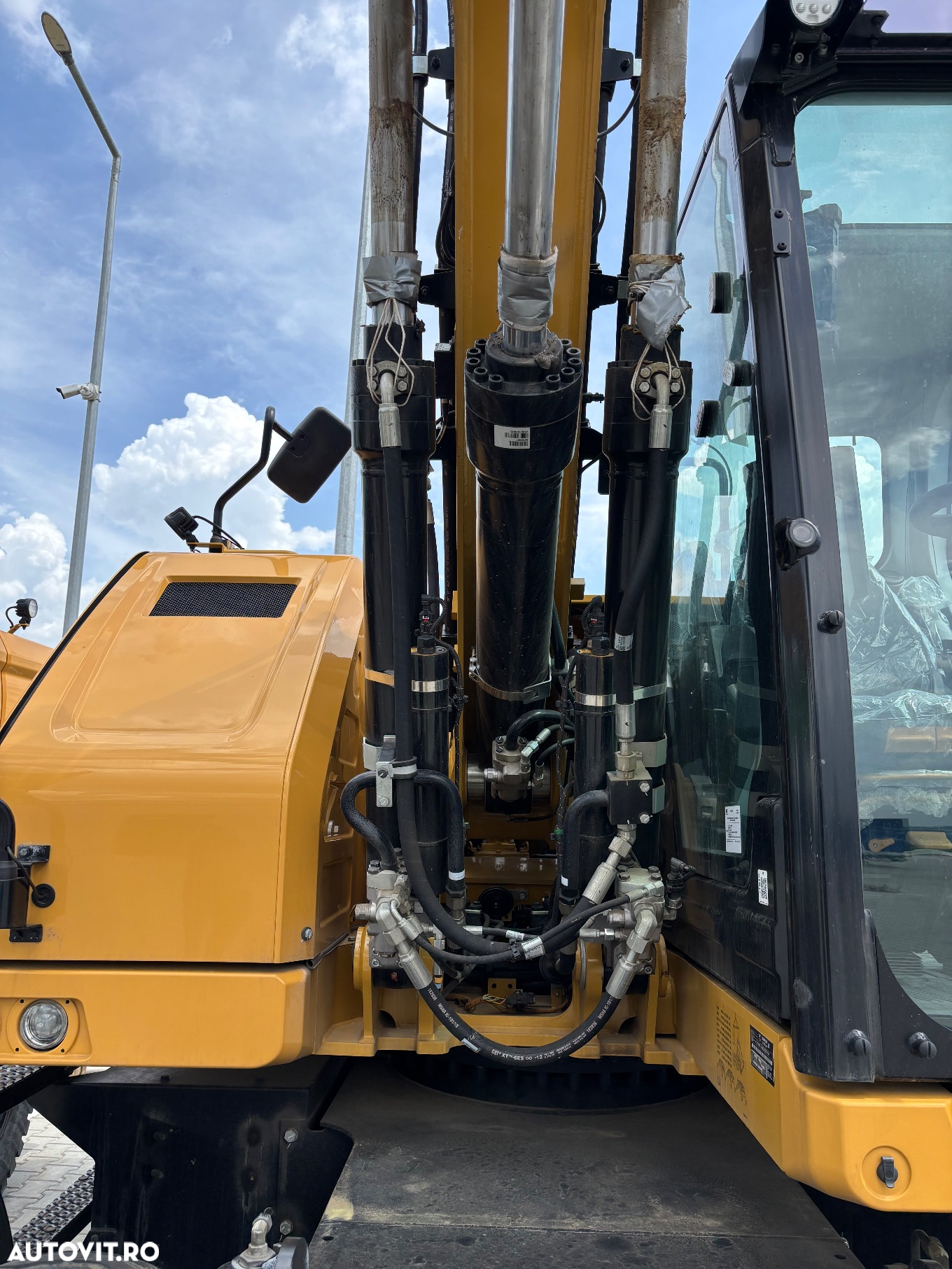 Cat M314, an 2023, utilaj nou/nefolosit, echipat cu sistem de ghidare 3D Trimble din fabrica - 14