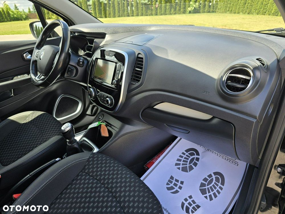 Renault Captur - 23