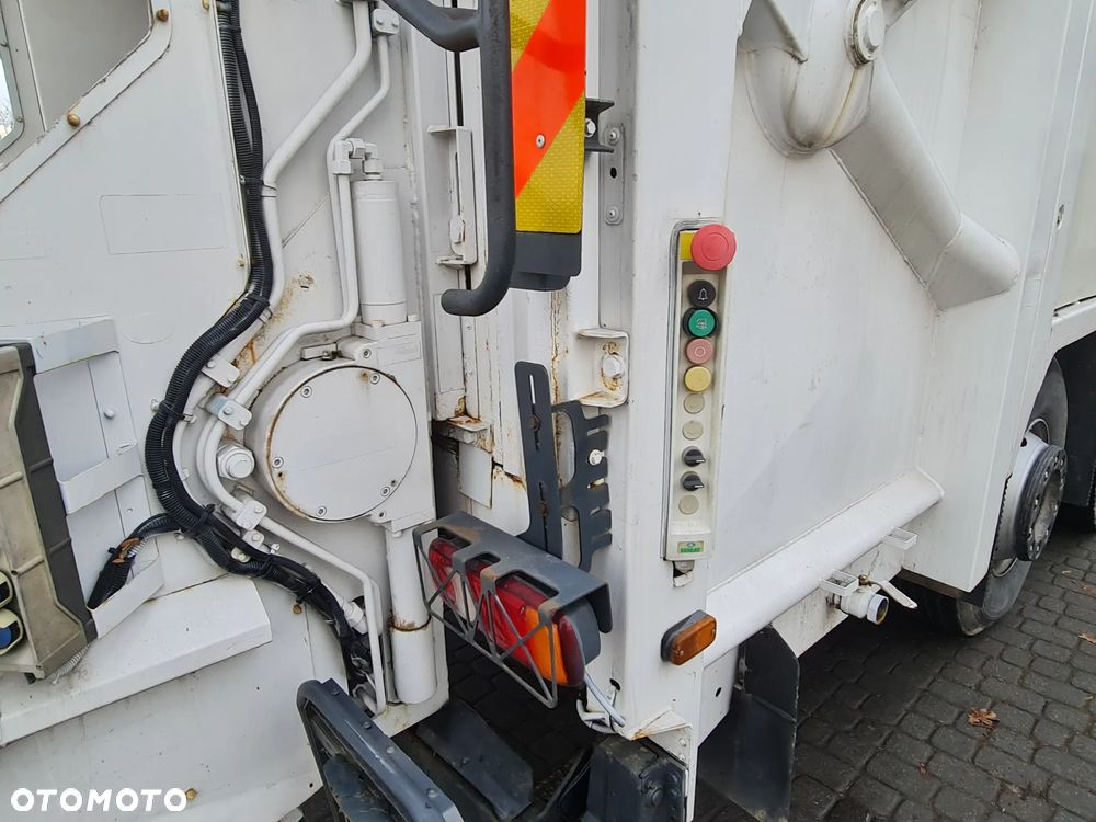 Volvo FE300 Śmieciarka 2010r. Euro 5 Semat Terberg - 18