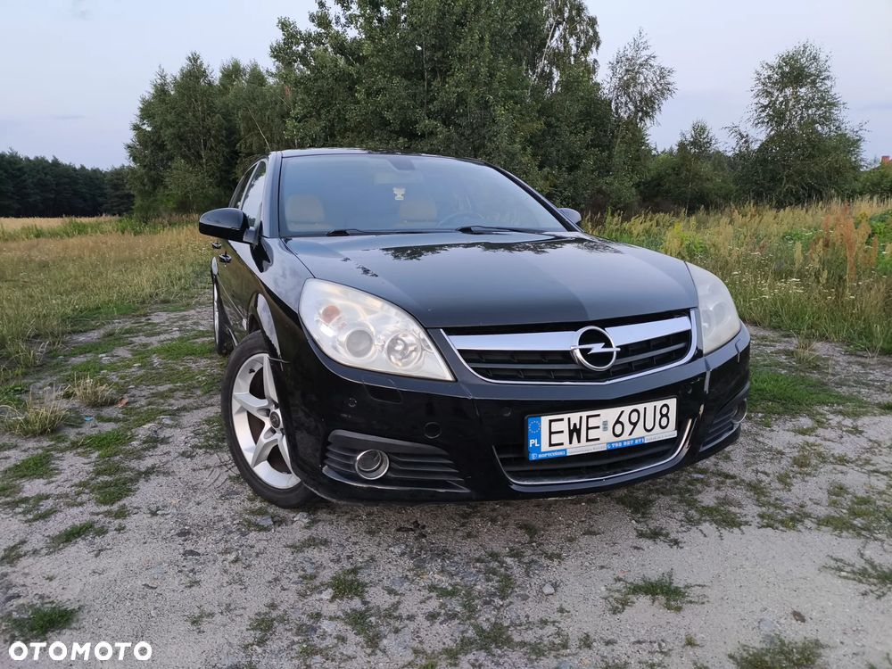 Opel Signum 1.9 CDTI Cosmo - 1