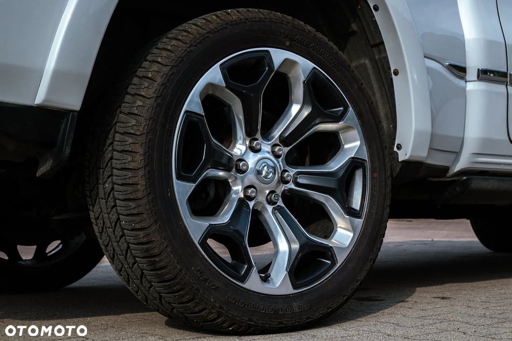 RAM 1500 Crew Cab Limited - 8