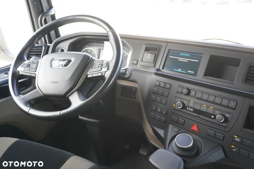 MAN TGX 26.470 6x2 / 80 tys km!! / 2023 / Chłodnia KRONE 18 EPAL / Thermoking T-1000 R Spectrum / Multitemperatura - 19