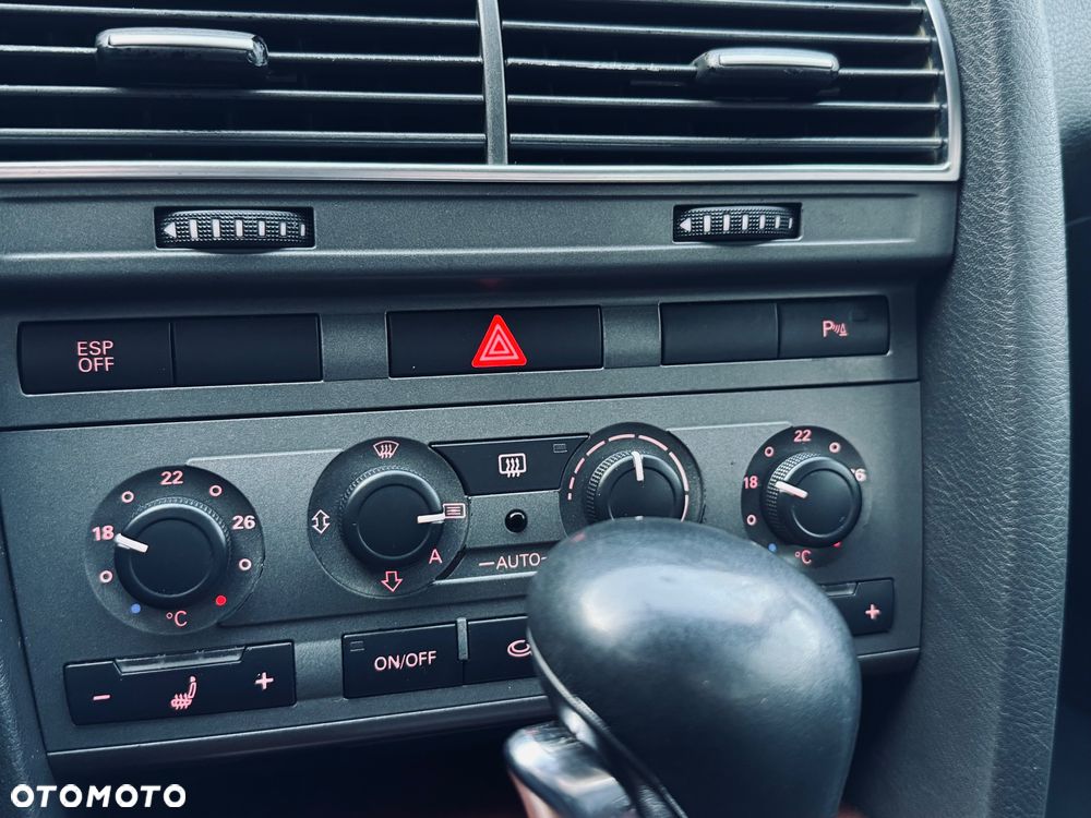 Audi A6 Avant 3.0 TDI tiptronic quattro - 28