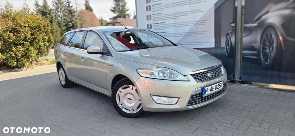 Ford Mondeo 2.0 TDCi Ghia - 16