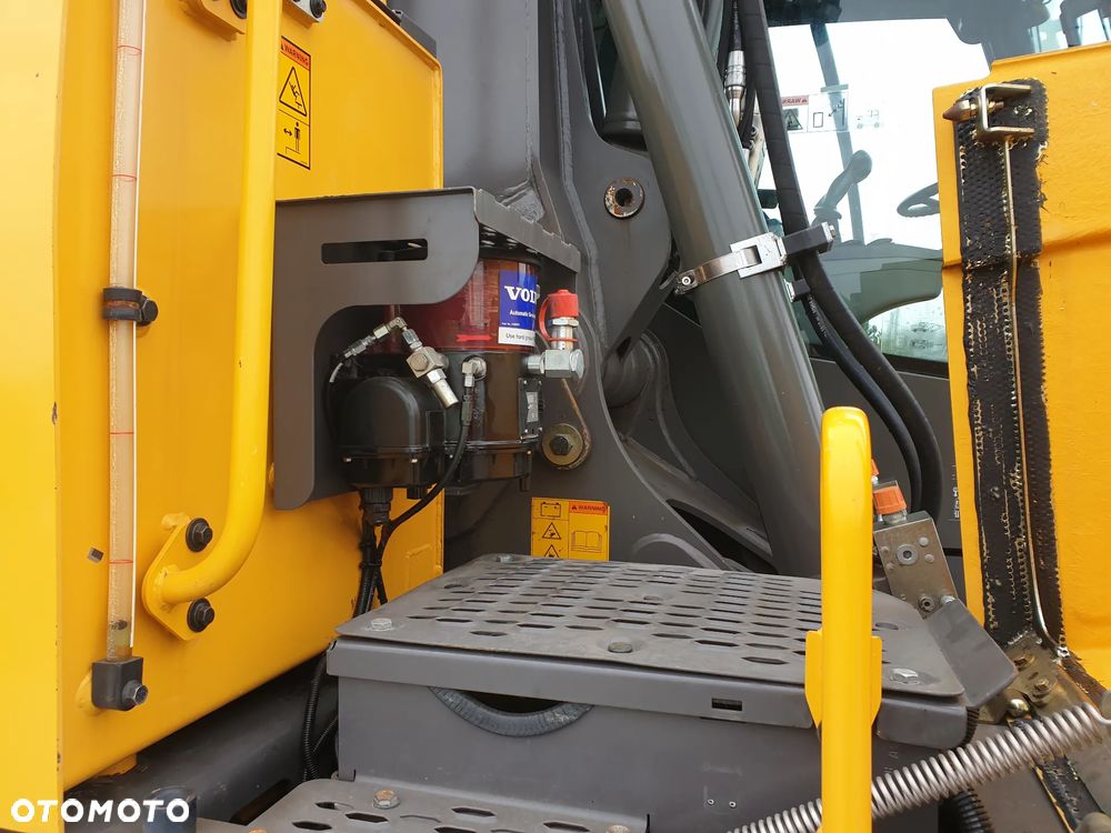 Volvo EW 160D Rototilt SPROWADZONA ŁADNY STAN - 21