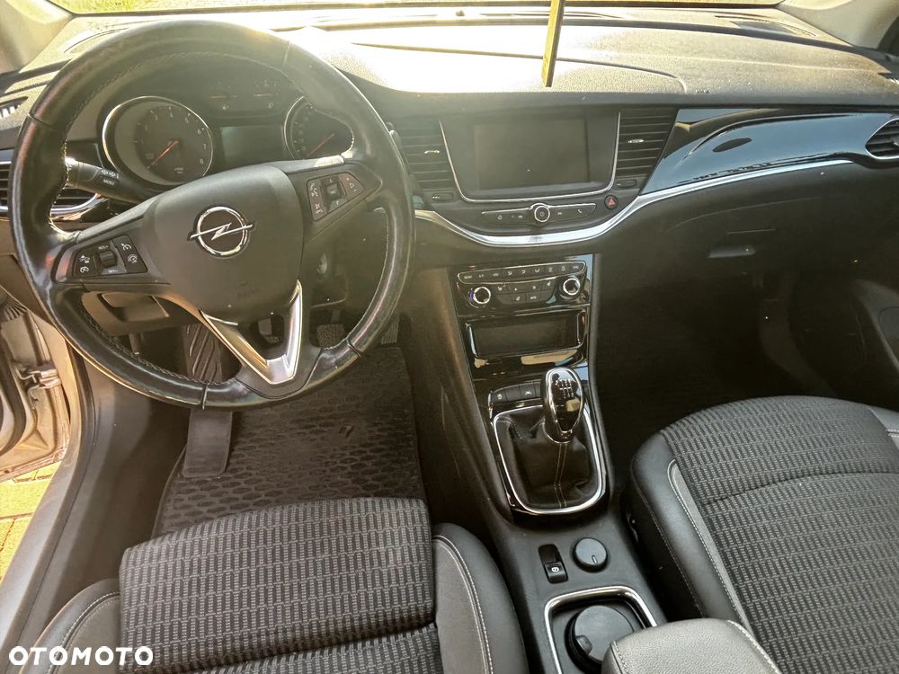 Opel Astra - 18