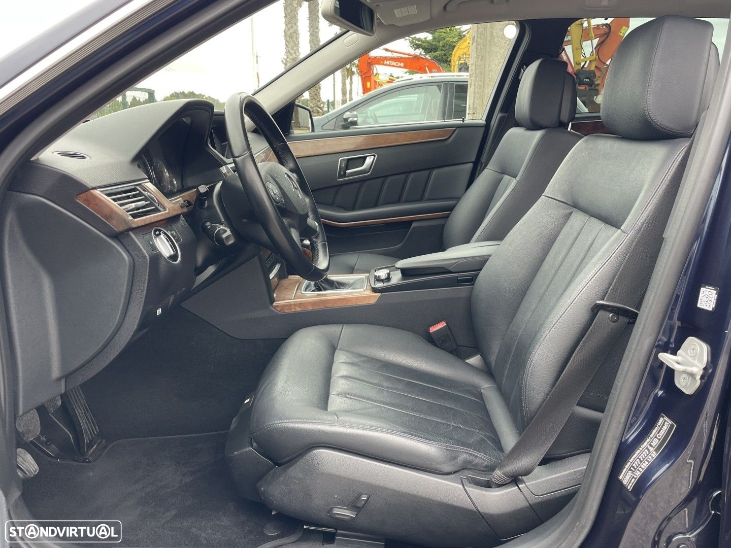 Mercedes-Benz E 220 T CDI Elegance - 10