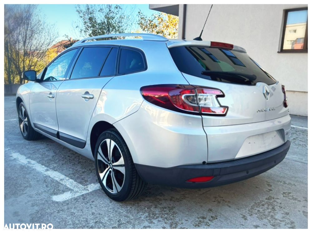 Renault Megane ENERGY dCi 110 Start & Stop Bose Edition - 5
