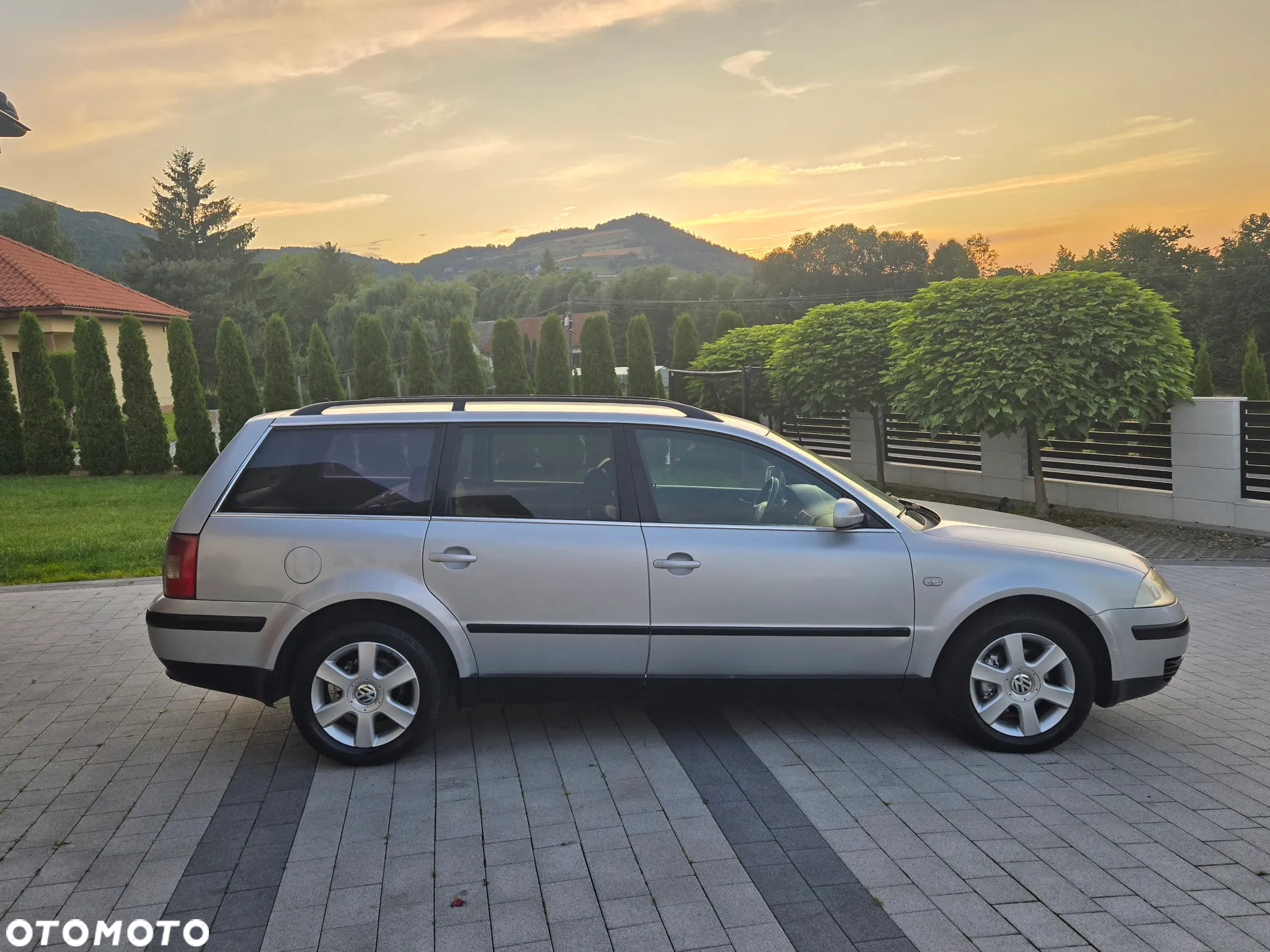 Volkswagen Passat 1.9 TDI Highline Tiptr - 8