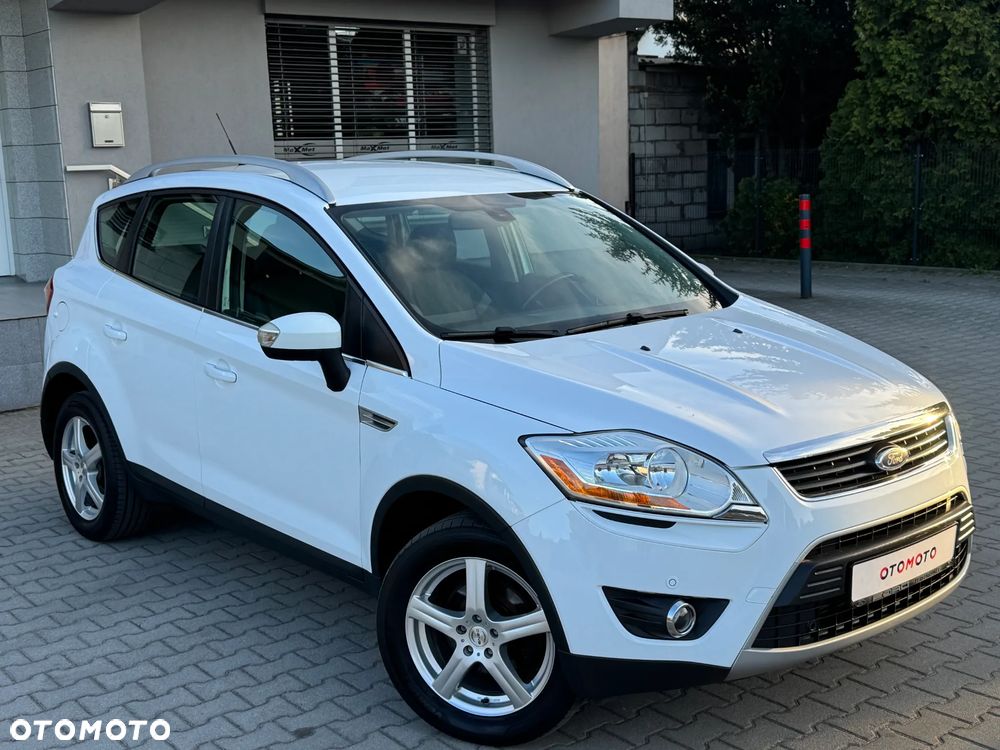 Ford Kuga 2.0 TDCi 4x4 Titanium - 28