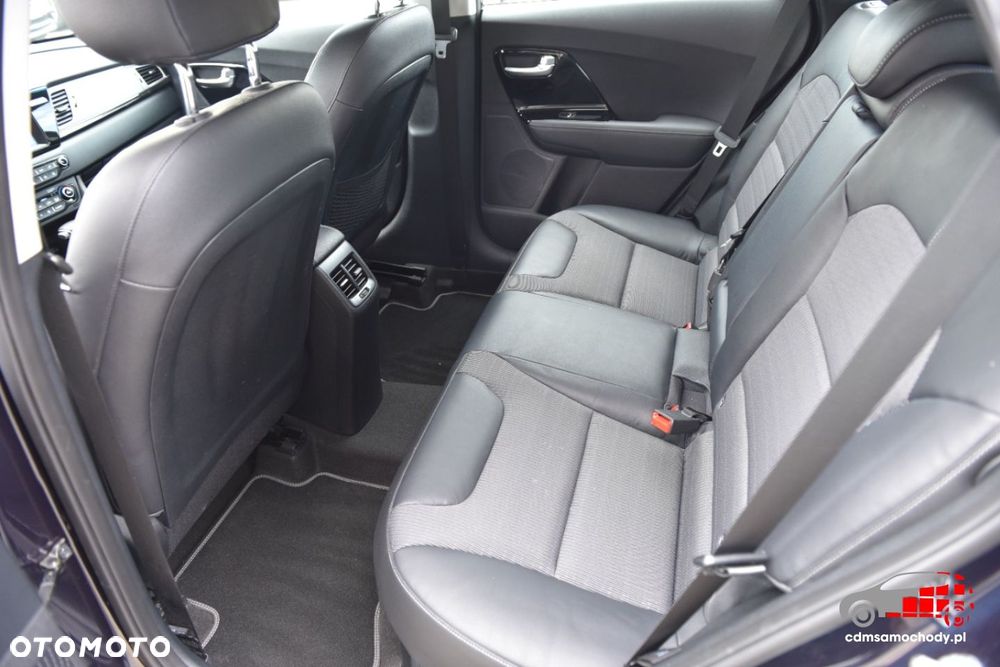 Kia Niro - 13
