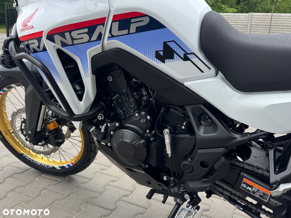 Honda Transalp - 9