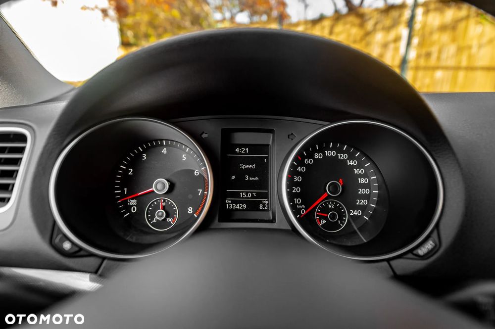 Volkswagen Golf 1.4 TSI Highline - 25