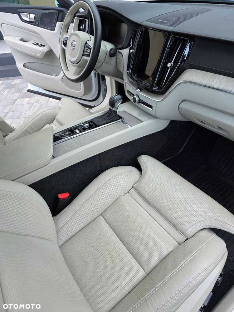 Volvo XC 60 T6 AWD Geartronic Inscription - 6