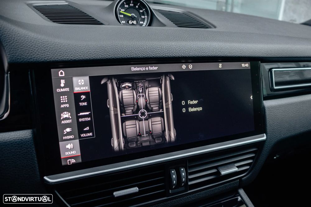 Porsche Cayenne Coupé E-Hybrid - 27