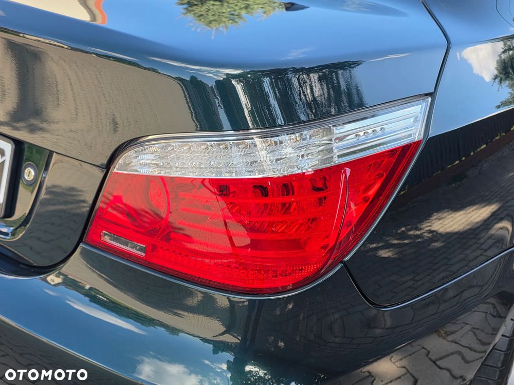 BMW Seria 5 530xi - 11