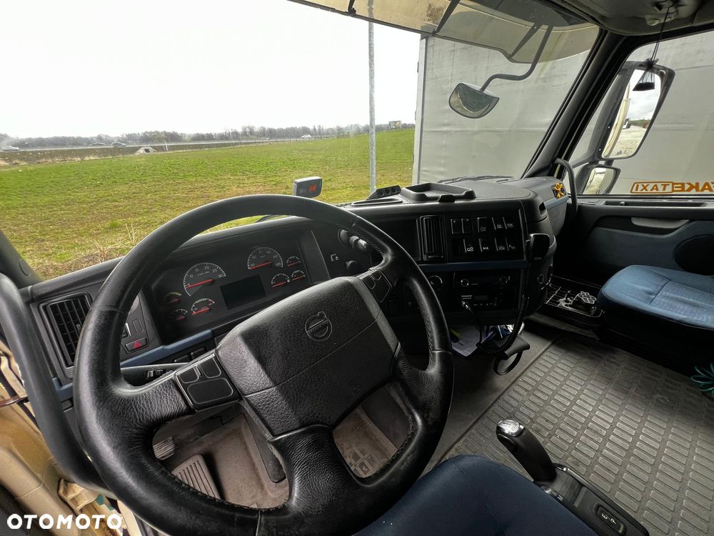 Volvo FH12 - 13