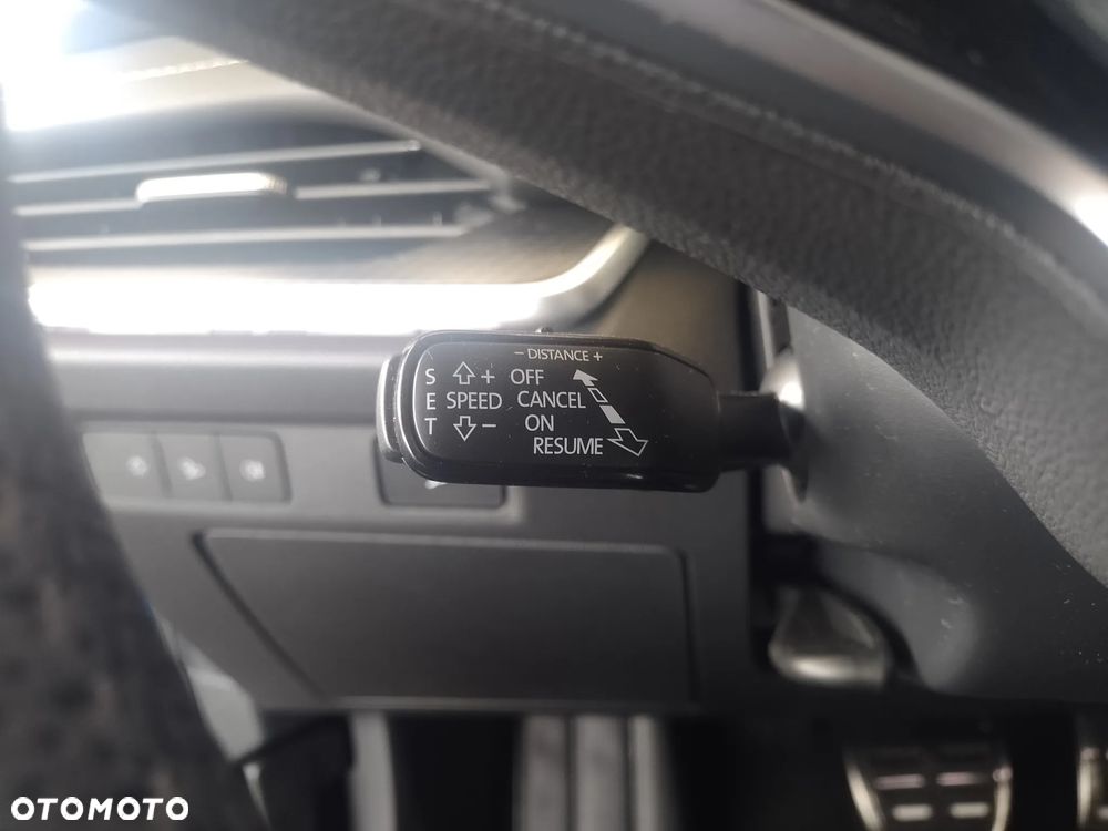 Skoda Elroq 60 63kWh Sportline - 8