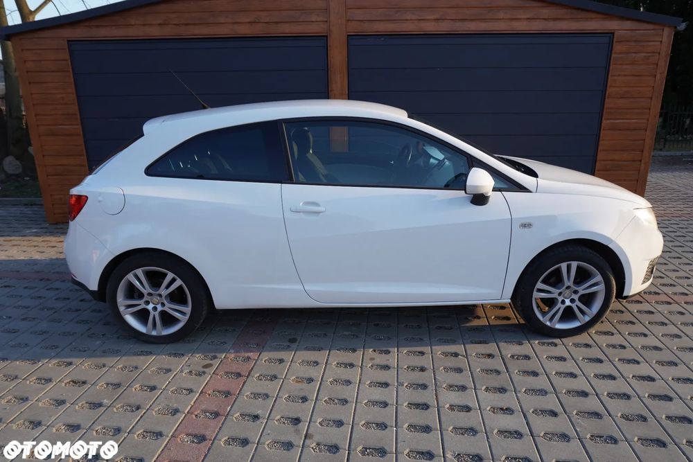 Seat Ibiza 1.6 16V Sport Edition - 4