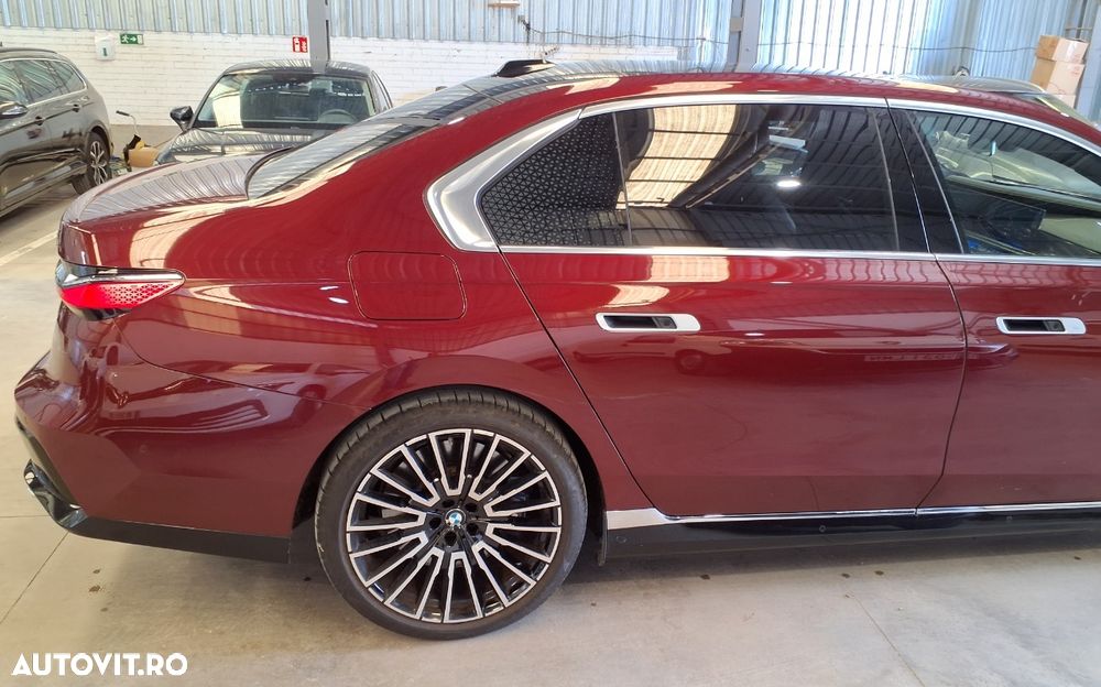 BMW M7 M760e xDrive AT PHEV - 7