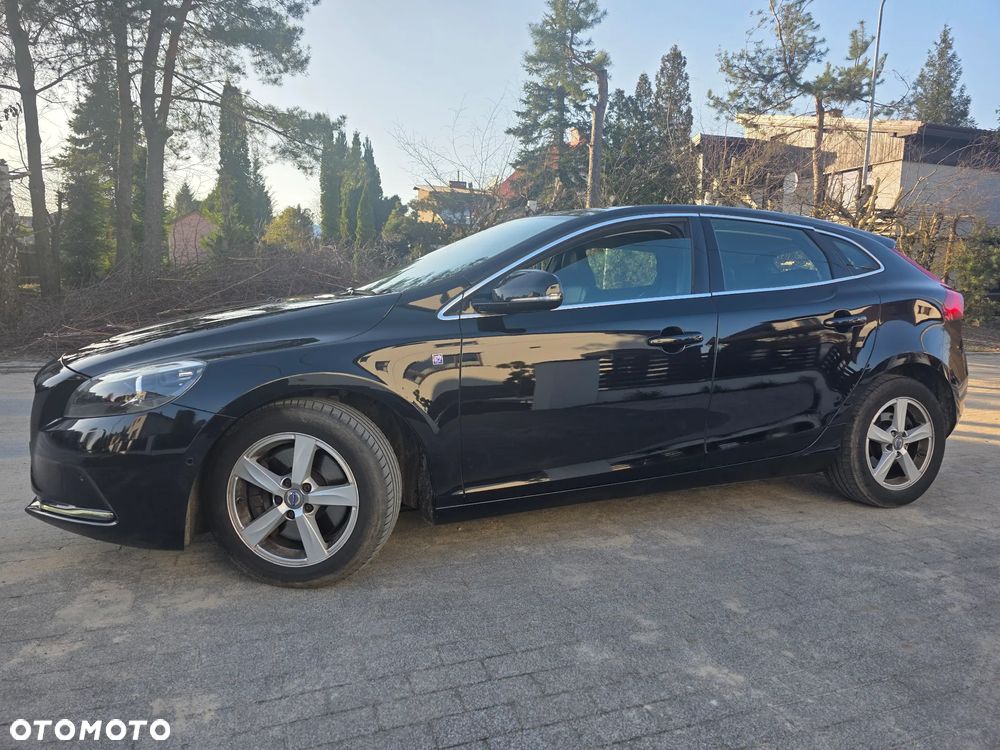 Volvo V40 D4 Ocean Race - 6