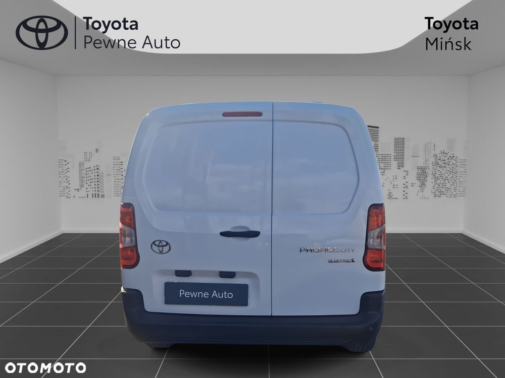 Toyota PROACE CITY - 7
