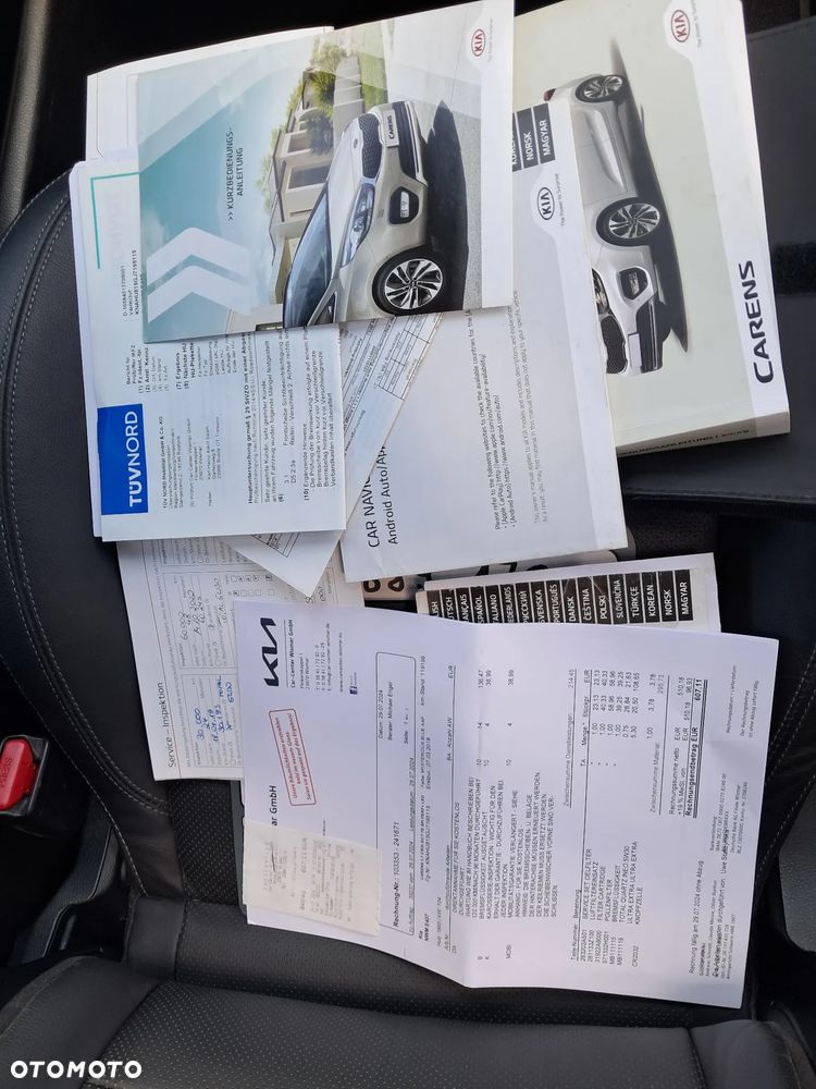 Kia Carens 1.7 CRDi Business Line 7os 7DCT - 27