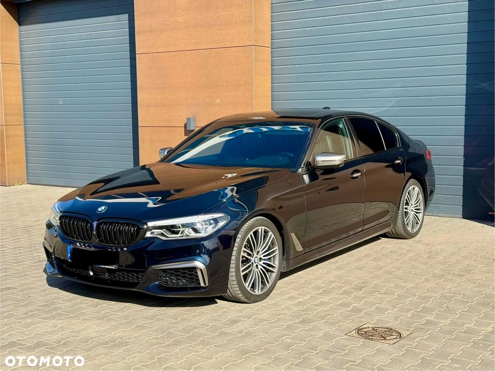 BMW Seria 5 M550i xDrive sport - 1