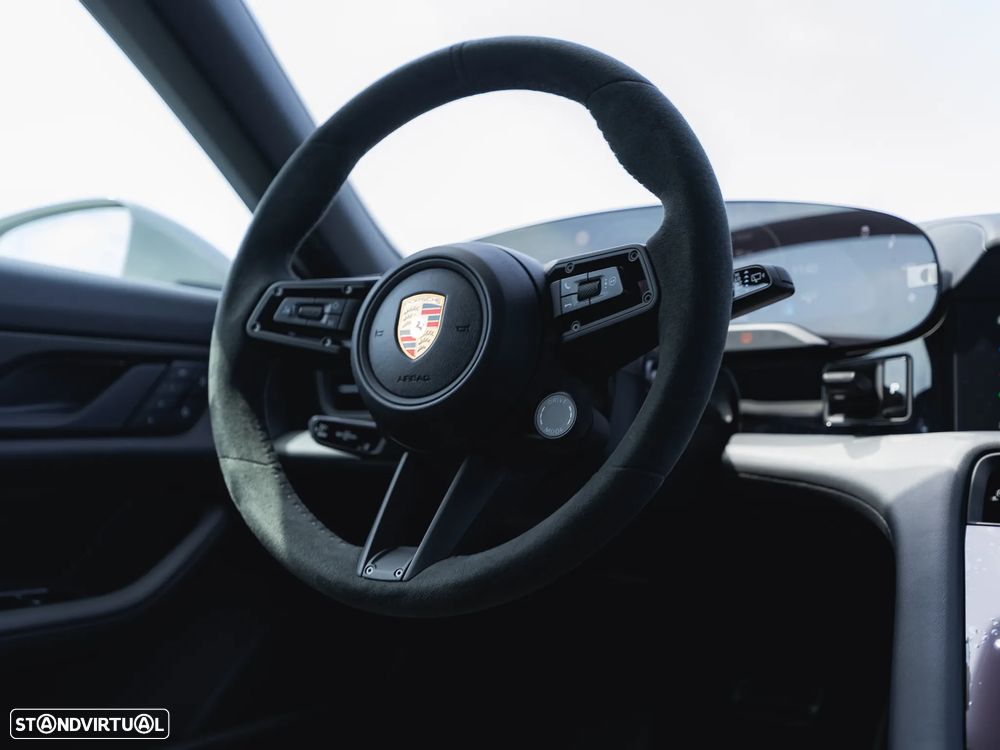 Porsche Taycan Sport Turismo bateria Performance Plus - 16