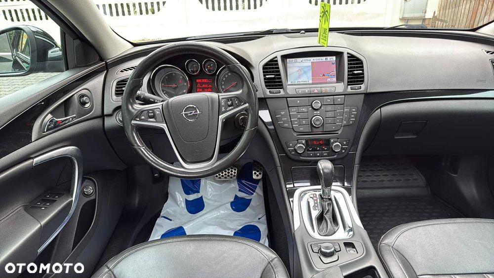 Opel Insignia - 10