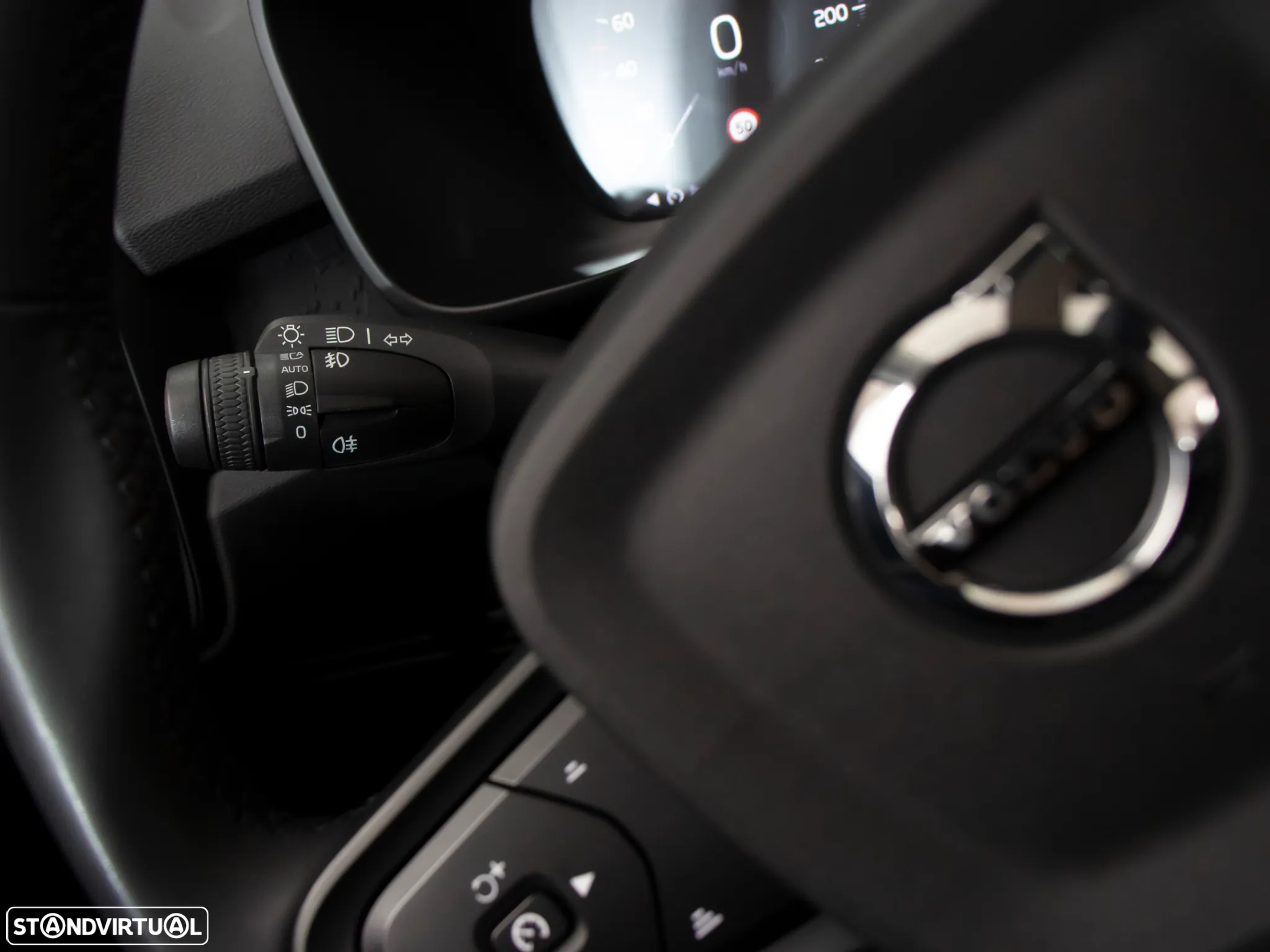 Volvo XC 40 1.5 T2 Momentum Core - 21
