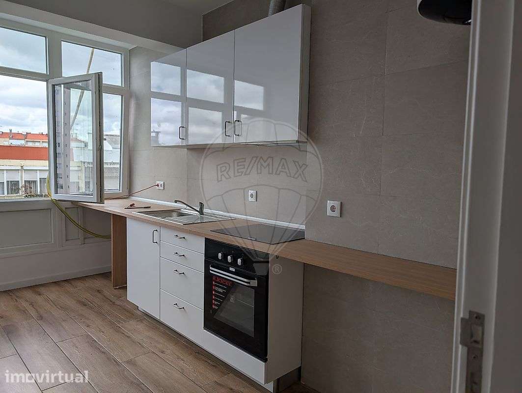Apartamento T2 para arrendamento - Grande imagem: 2/19