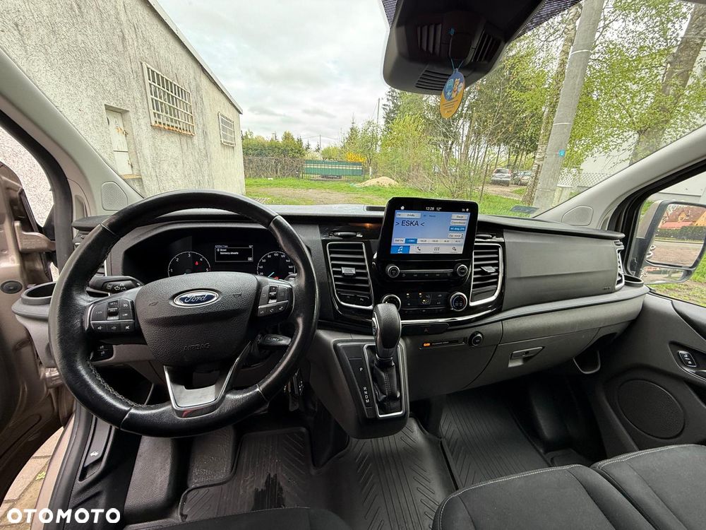 Ford TRANSIT CUSTOM - 9