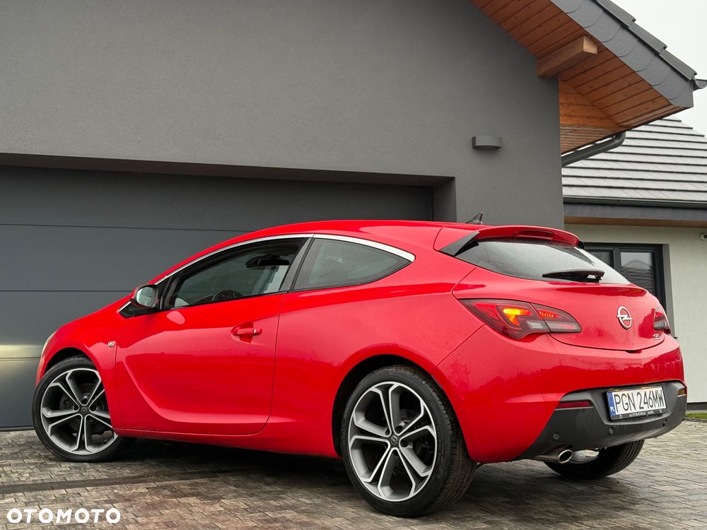 Opel Astra 1.6 Turbo Cosmo - 7