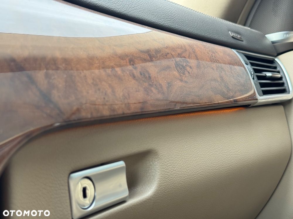 Mercedes-Benz GL 500 4Matic (BlueEFFICIENCY) 7G-TRONIC - 36