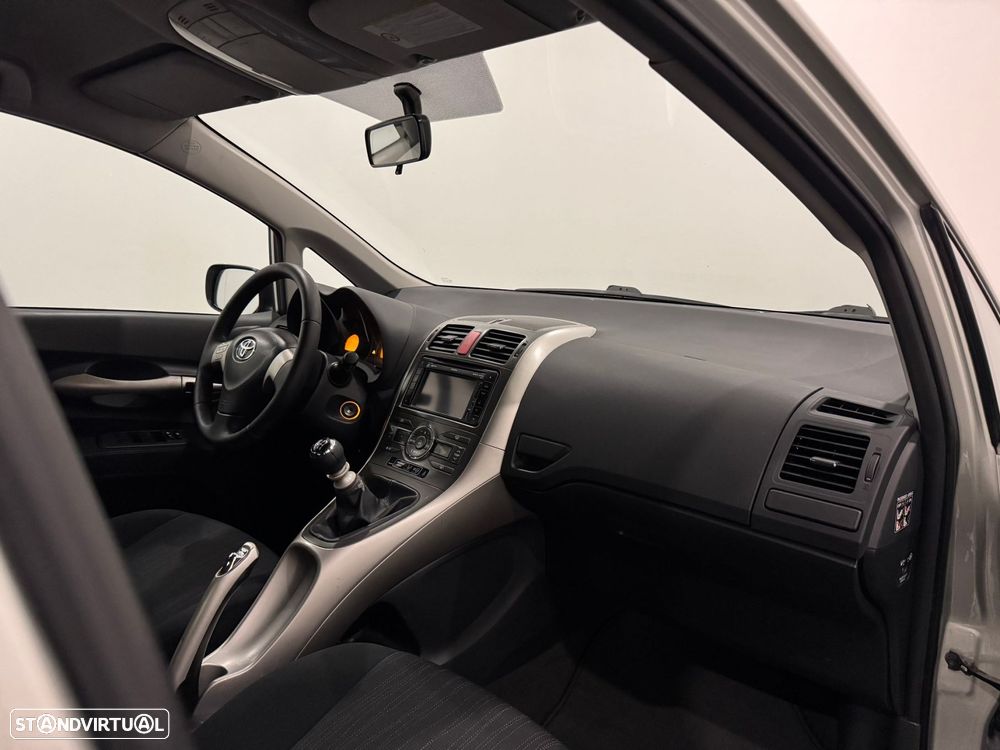 Toyota Auris 1.4 D-4D ACtive+AC - 22