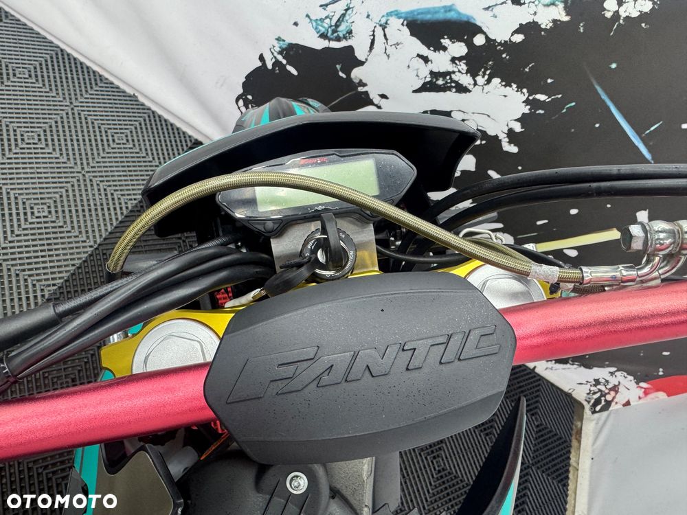 Fantic Inny - 22