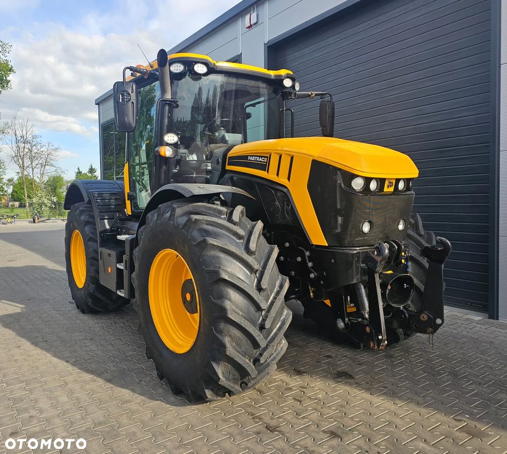 JCB FASTRAC 4220 - 1