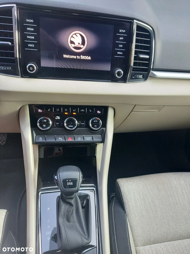 Skoda Karoq 1.5 TSI ACT 4x2 Style DSG - 20