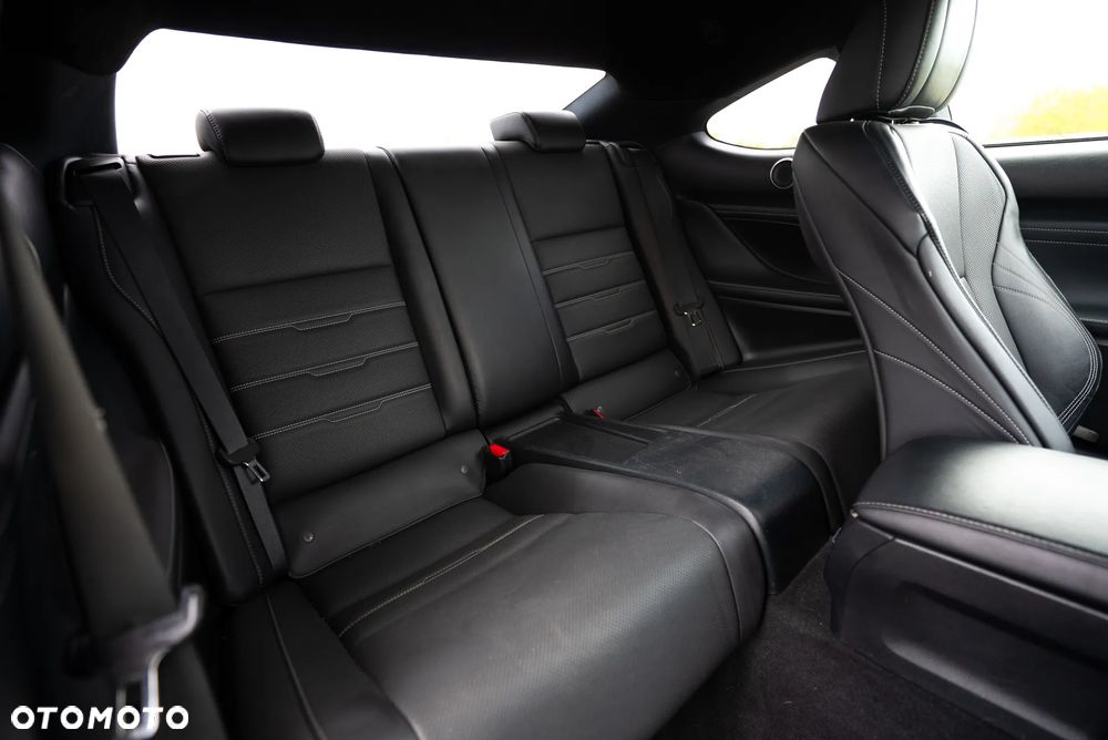 Lexus RC - 16