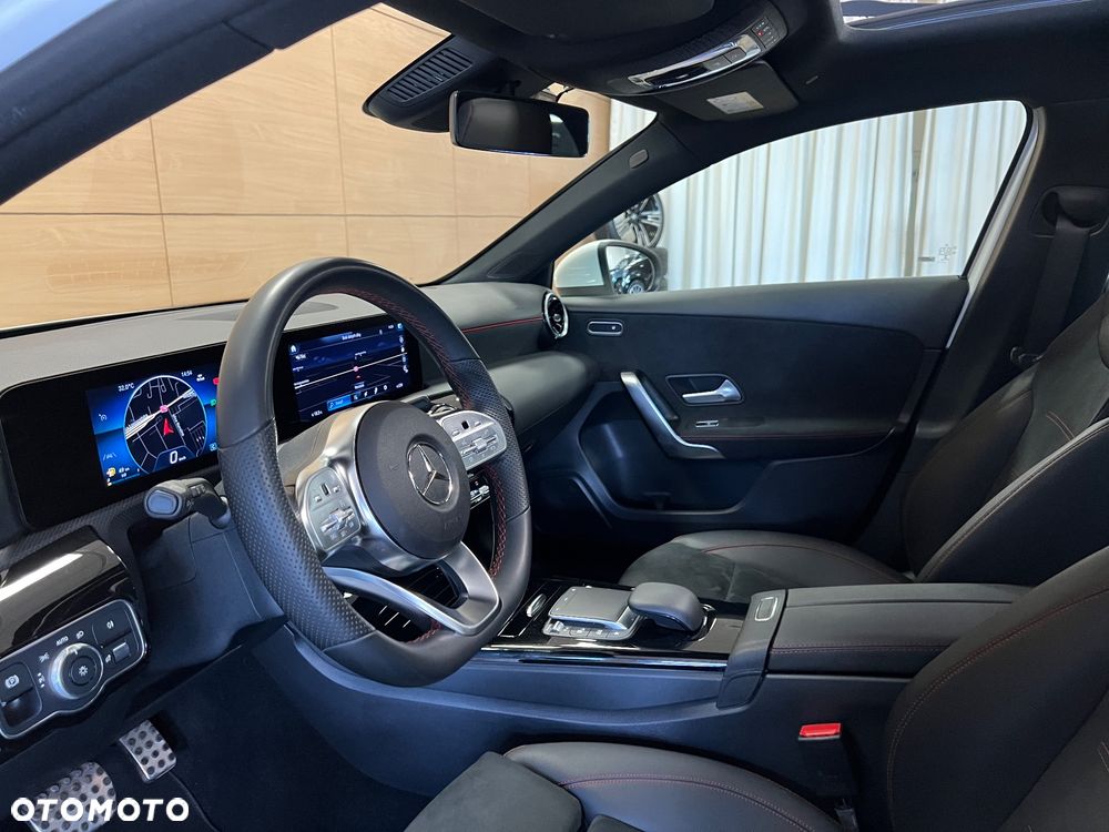 Mercedes-Benz Klasa A 200 AMG Line 7G-DCT - 16
